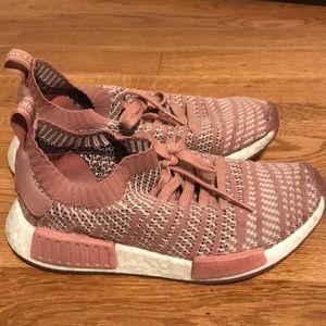 Dusty pink nmd’s